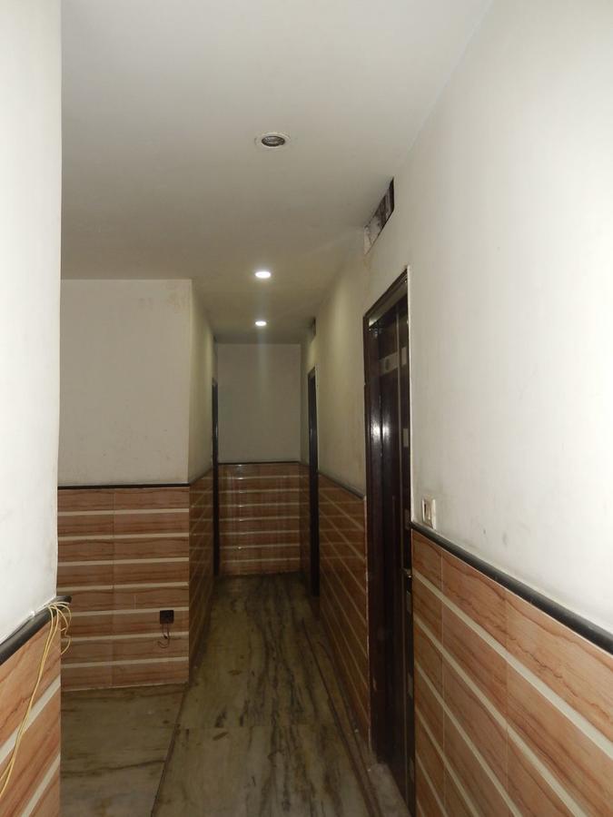 White House Tourist Lodge Nueva Delhi Exterior foto
